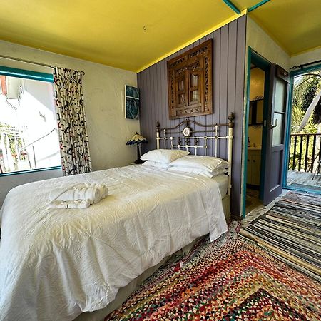 Cooks Beach Holiday Home Dış mekan fotoğraf
