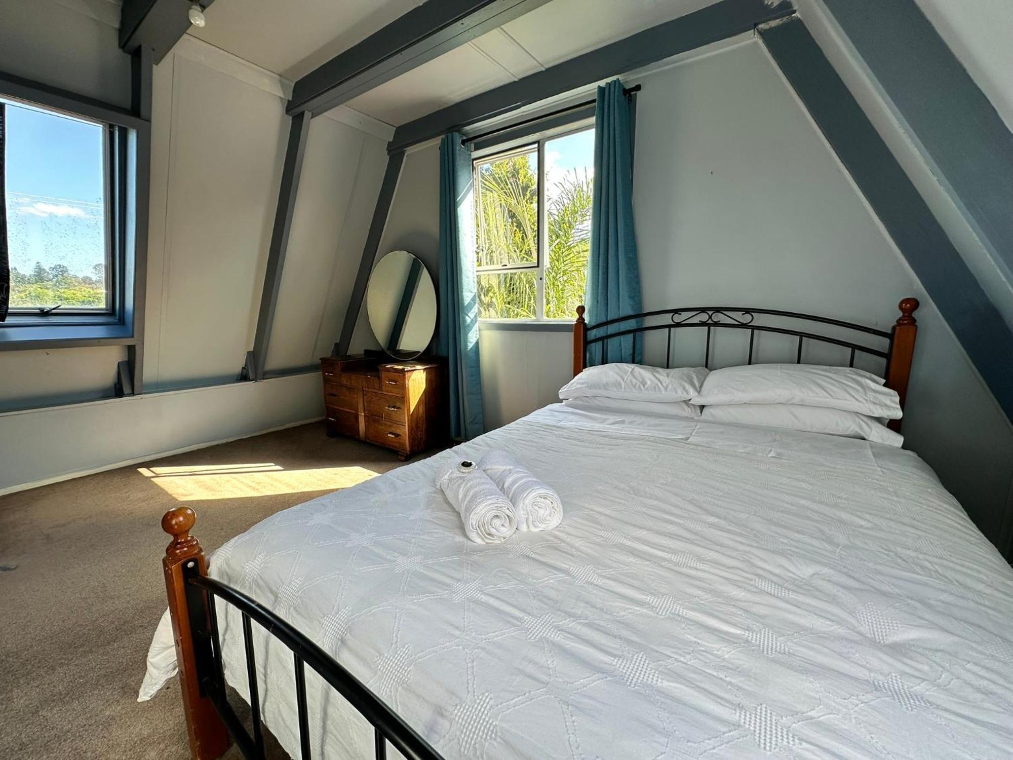 Cooks Beach Holiday Home Dış mekan fotoğraf